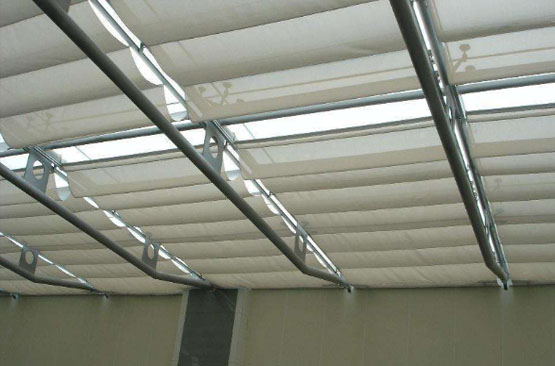 電動卷簾窗簾使您的居室更溫馨