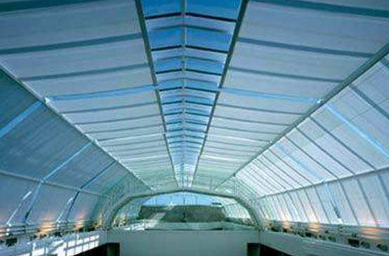 如何區(qū)分各種電動遮陽天棚簾？